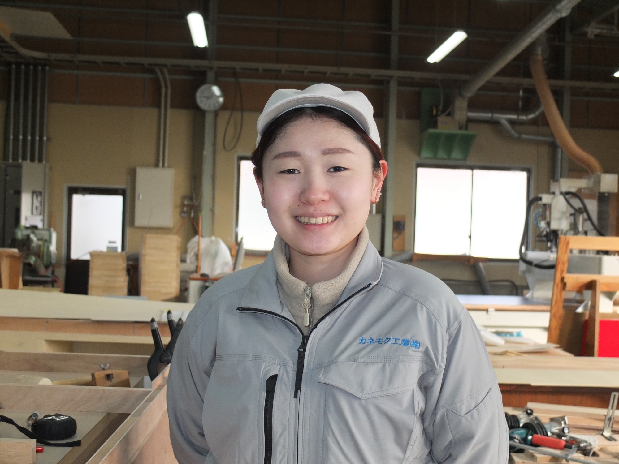 画像：新潟事業所 製作管理部 製造1課 主任 渡邊健太郎　(2012/3入社)